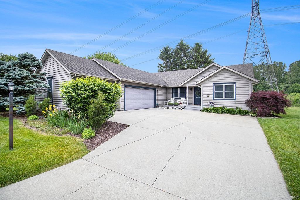 52123 Evard Drive, Granger, IN 46530