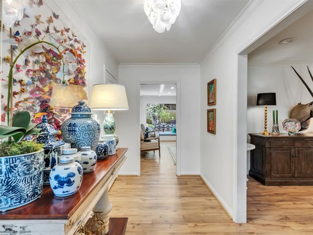 7727 Meadowvale Drive, Houston, TX 77063