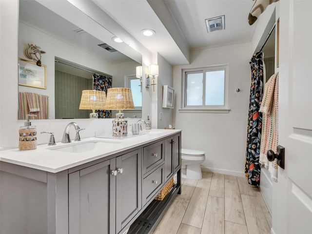 7727 Meadowvale Drive, Houston, TX 77063