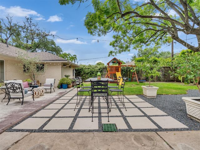 7727 Meadowvale Drive, Houston, TX 77063