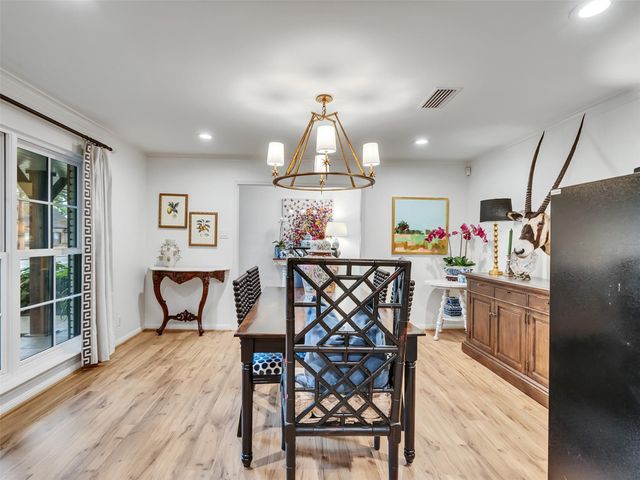 7727 Meadowvale Drive, Houston, TX 77063