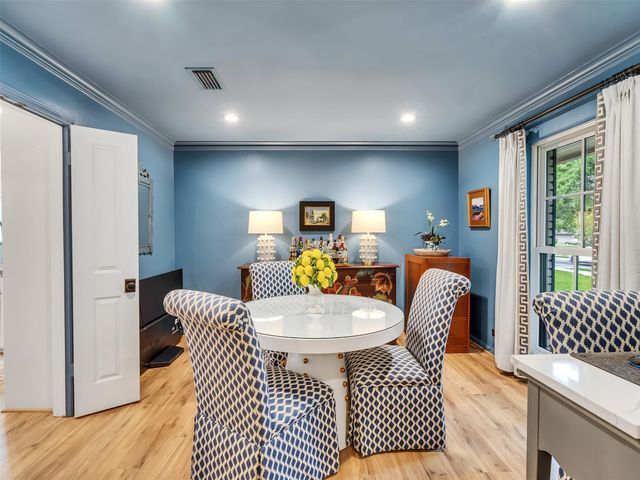 7727 Meadowvale Drive, Houston, TX 77063