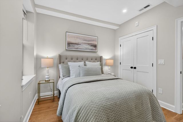5 Garden Court St. 3, Boston, MA 02113