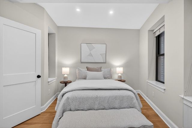 5 Garden Court St. 3, Boston, MA 02113