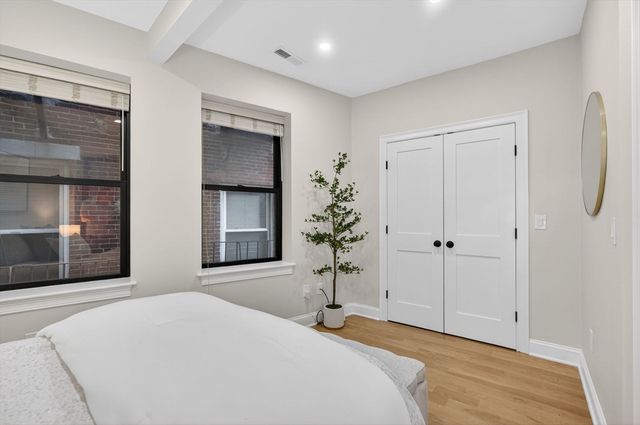 5 Garden Court St. 3, Boston, MA 02113