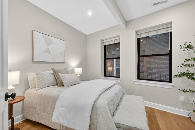 5 Garden Court St. 3, Boston, MA 02113