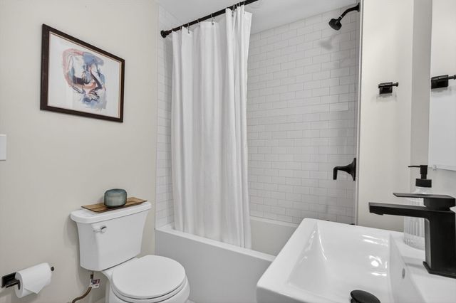 5 Garden Court St. 3, Boston, MA 02113