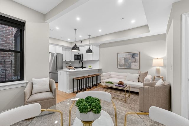 5 Garden Court St. 3, Boston, MA 02113