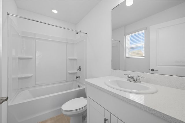 16530 SAN NICOLA PLACE, Bradenton, FL 34211