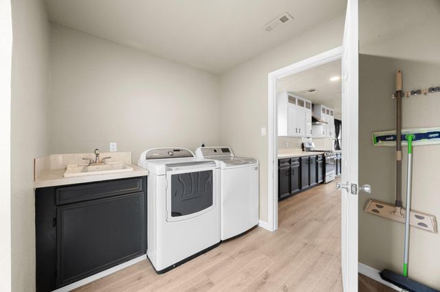 406 Bowen CIR, Copperas Cove, TX 76522