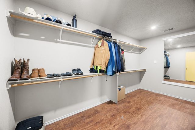 406 Bowen CIR, Copperas Cove, TX 76522