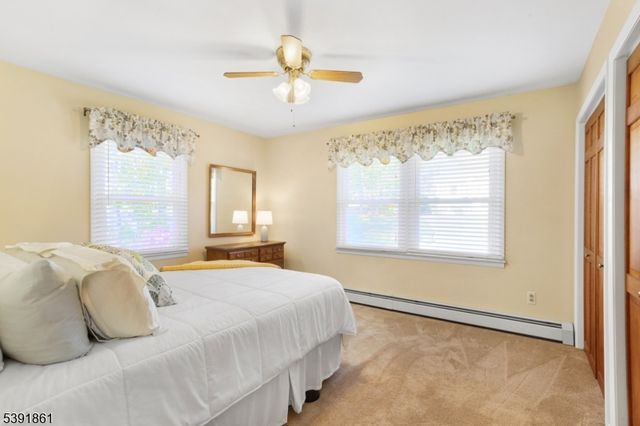 13 Paderewski Rd, Jefferson Twp., NJ 07438