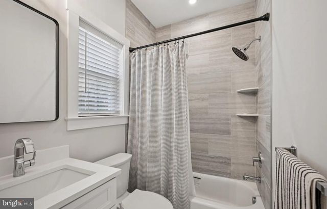 1568 DOLLY DR, Vineland, NJ 08361