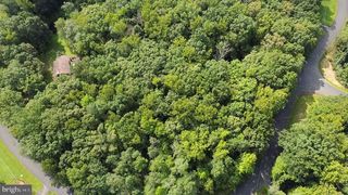 8815 CLINTON DR, Nokesville, VA 20181