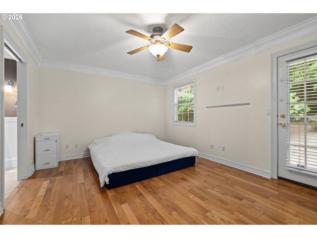 13217 Se BLACKBERRY Cir, Portland, OR 97236