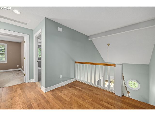 13217 Se BLACKBERRY Cir, Portland, OR 97236