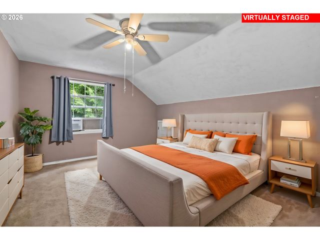 13217 Se BLACKBERRY Cir, Portland, OR 97236
