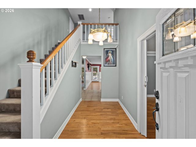 13217 Se BLACKBERRY Cir, Portland, OR 97236