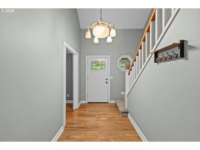 13217 Se BLACKBERRY Cir, Portland, OR 97236