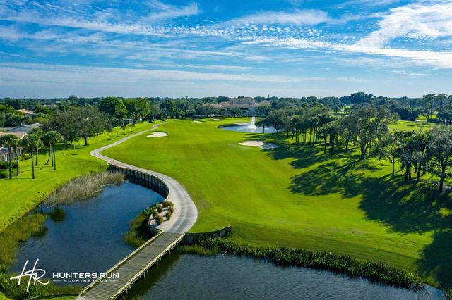 17 Southport Lane E, Boynton Beach, FL 33436
