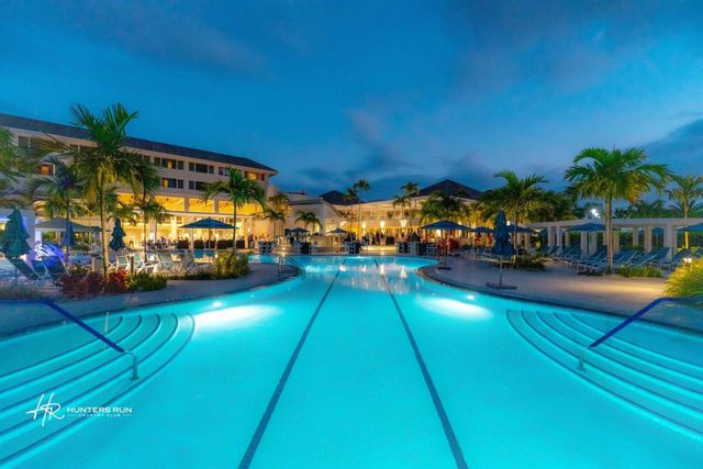 17 Southport Lane E, Boynton Beach, FL 33436