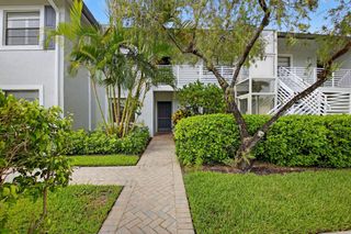 17 Southport Lane E, Boynton Beach, FL 33436