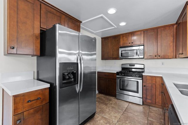 741 Vista Grande Way 313, Oceanside, CA 92057