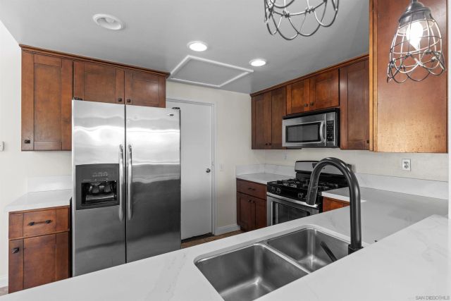 741 Vista Grande Way 313, Oceanside, CA 92057