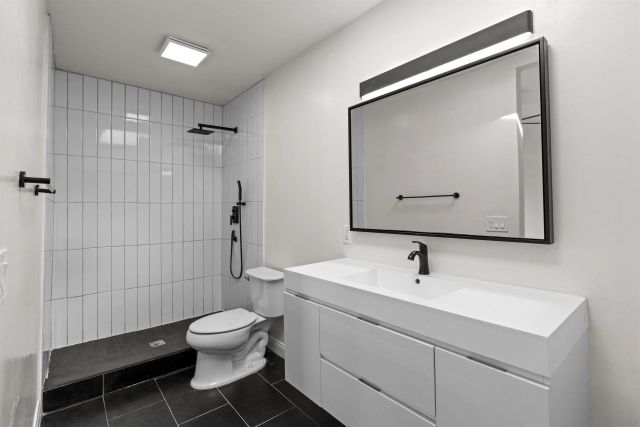 741 Vista Grande Way 313, Oceanside, CA 92057