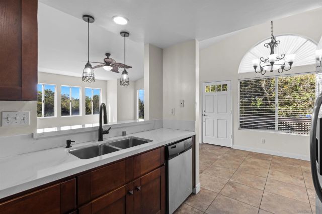 741 Vista Grande Way 313, Oceanside, CA 92057