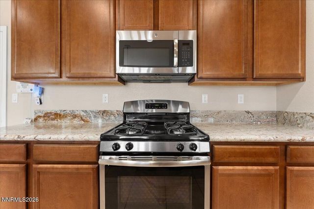 654 St Andrews Drive, Dayton, NV 89403