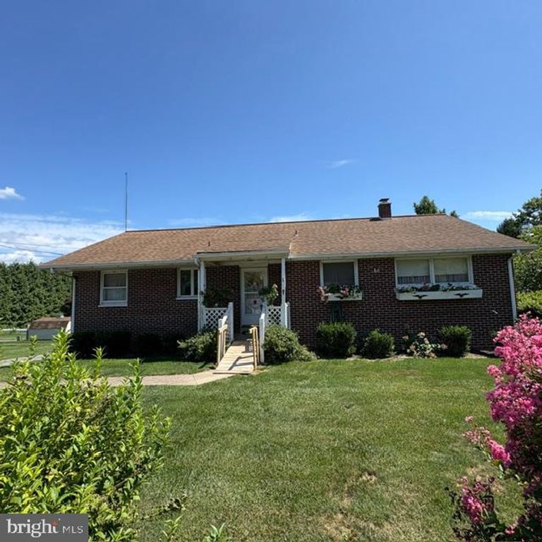 1811 STONY BATTERY RD, Mountville, PA 17554