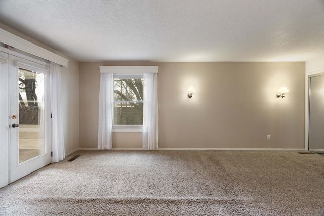 6413 Annapolis Drive NE, Albuquerque, NM 87111