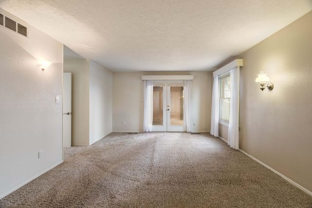 6413 Annapolis Drive NE, Albuquerque, NM 87111