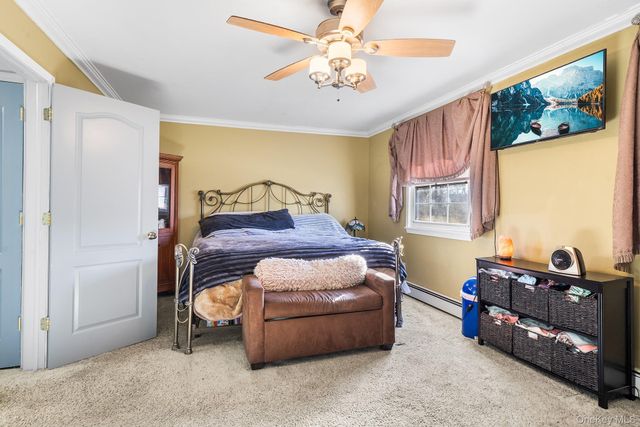 19 Evelyn Road, Port Jefferson Station, NY 11776