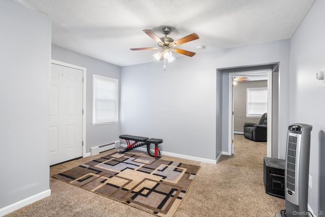 19 Evelyn Road, Port Jefferson Station, NY 11776