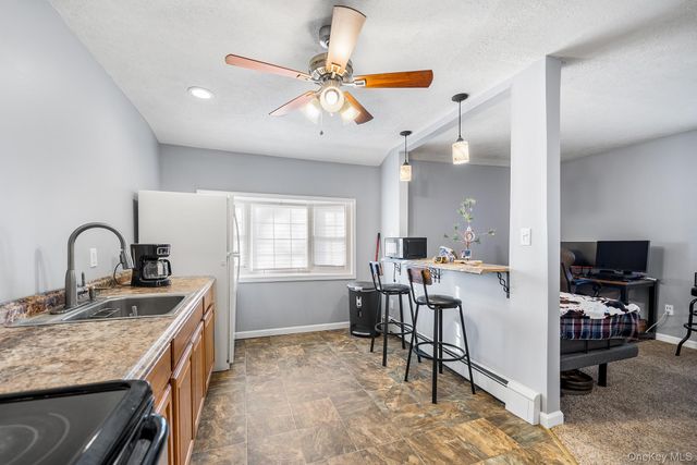 19 Evelyn Road, Port Jefferson Station, NY 11776