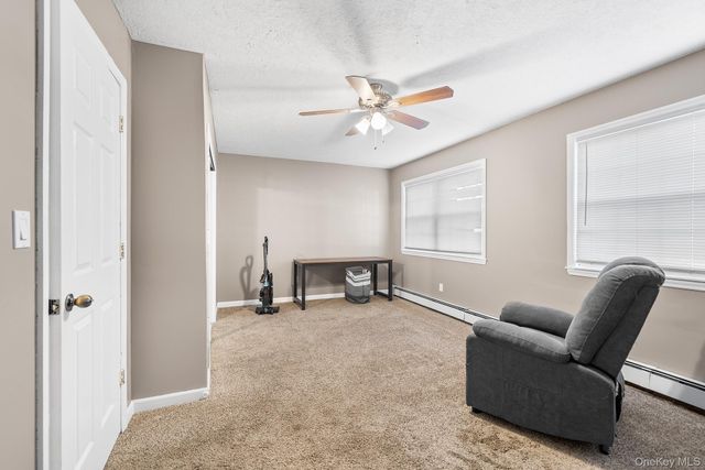 19 Evelyn Road, Port Jefferson Station, NY 11776