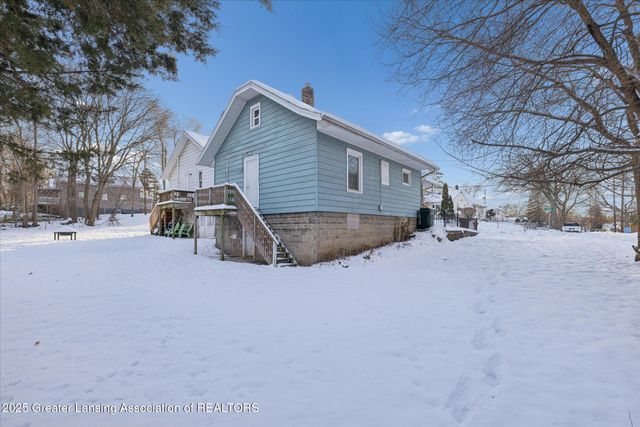1544 Lansing Avenue, Lansing, MI 48915