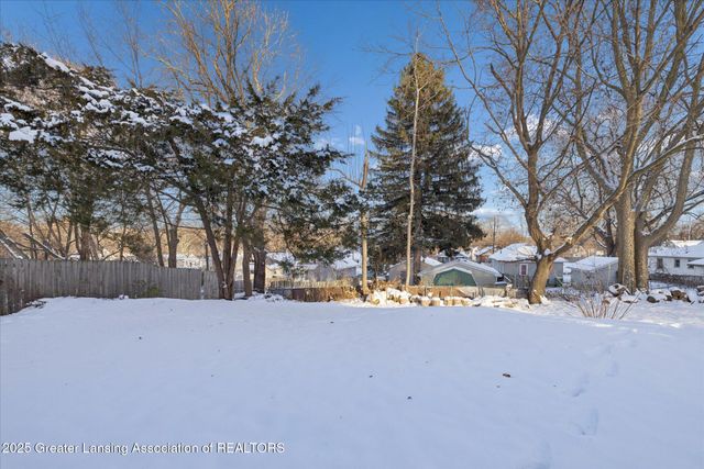 1544 Lansing Avenue, Lansing, MI 48915