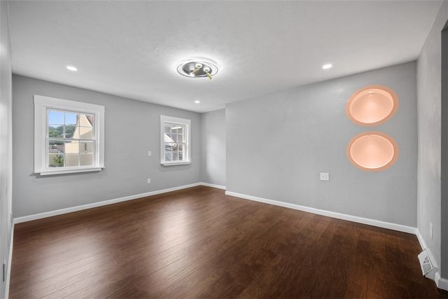 3943 Howley St, Lawrenceville, PA 15224