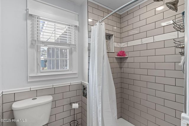 108 SE 3rd Street, Oak Island, NC 28465