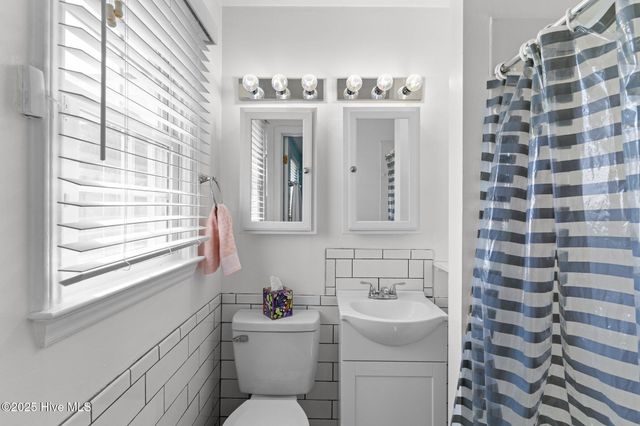 108 SE 3rd Street, Oak Island, NC 28465