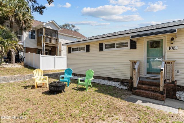 108 SE 3rd Street, Oak Island, NC 28465