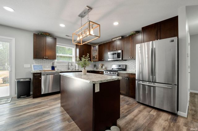 1704 Dallas Street, Auburn, IN 46706