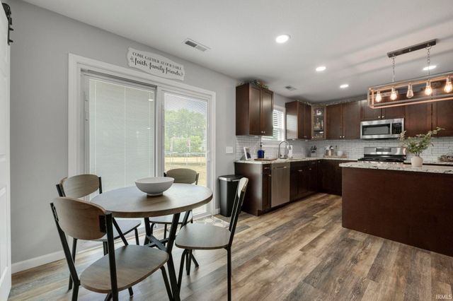 1704 Dallas Street, Auburn, IN 46706