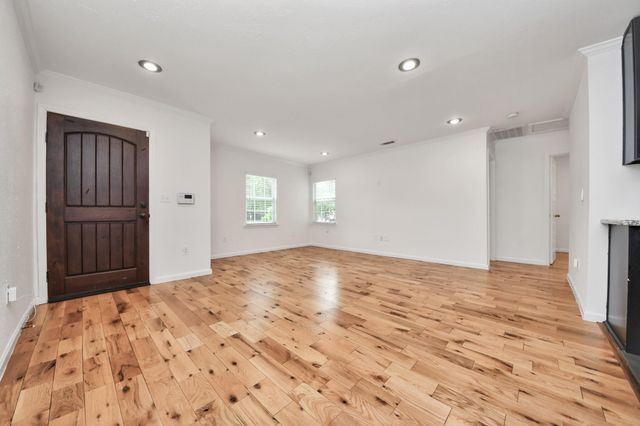 5118 Ditmas Lane, Houston, TX 77021