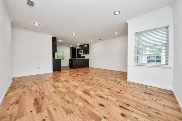 5118 Ditmas Lane, Houston, TX 77021