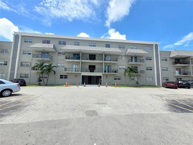 5100 SW 41st Street 319, Pembroke Park, FL 33023