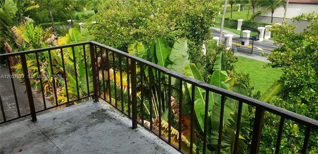 5100 SW 41st Street 319, Pembroke Park, FL 33023